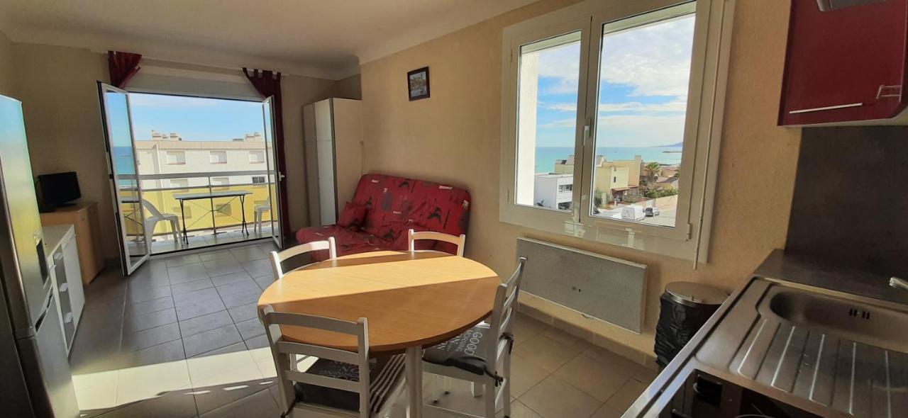 Le Miramar Appartement Face A La Mer - Balcon - Clim 圣西普里安 外观 照片