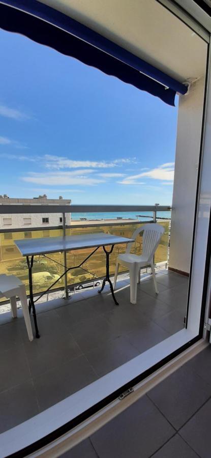 Le Miramar Appartement Face A La Mer - Balcon - Clim 圣西普里安 外观 照片